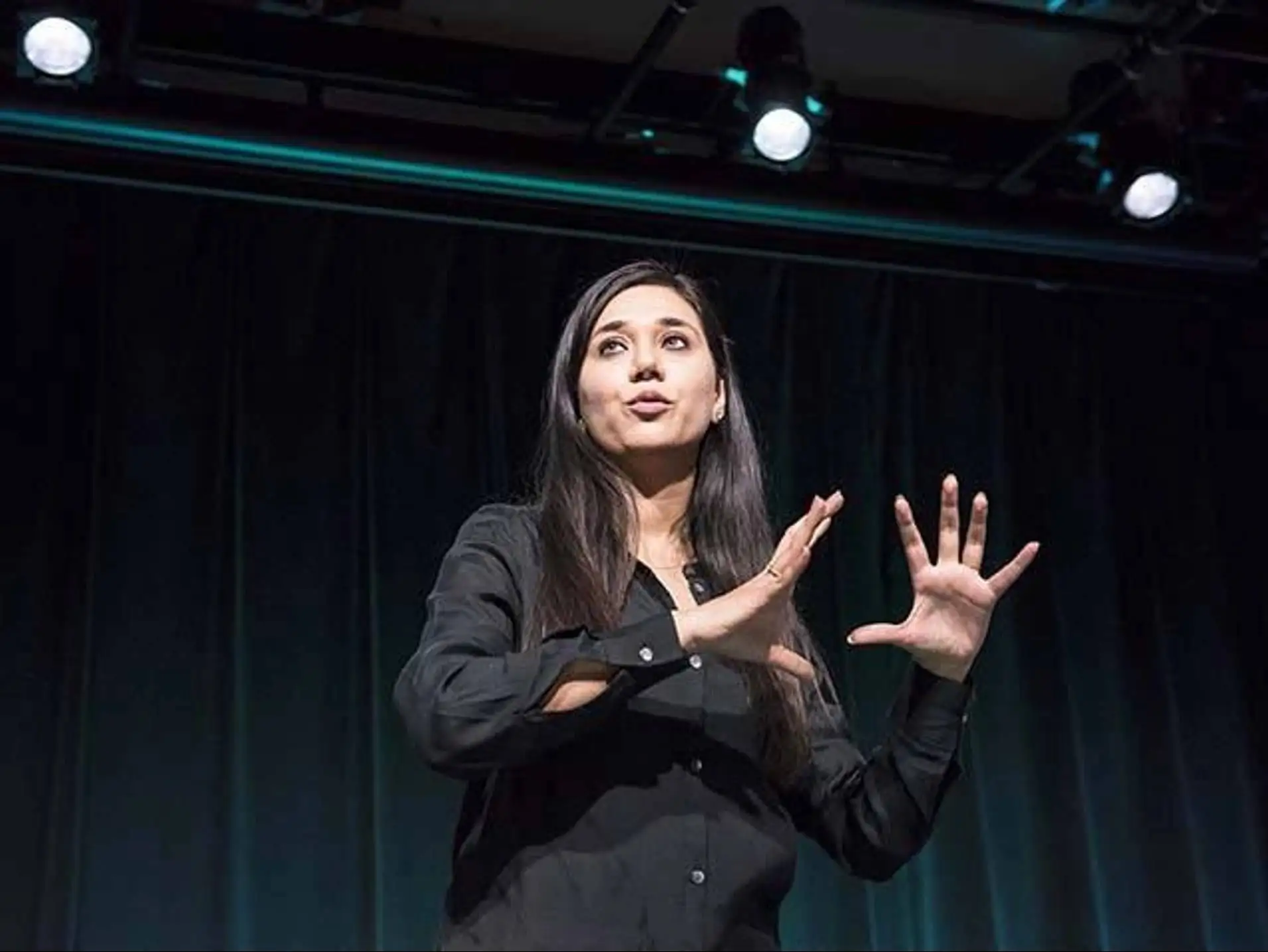 【Arjita A. Sethi】简介：社会企业家、教育科技先驱