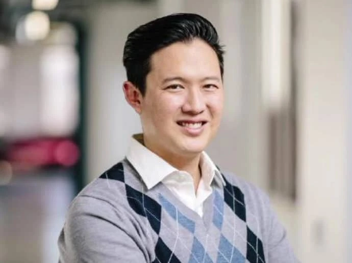 【Avery Ching】简介：Aptos联合创始人兼CTO